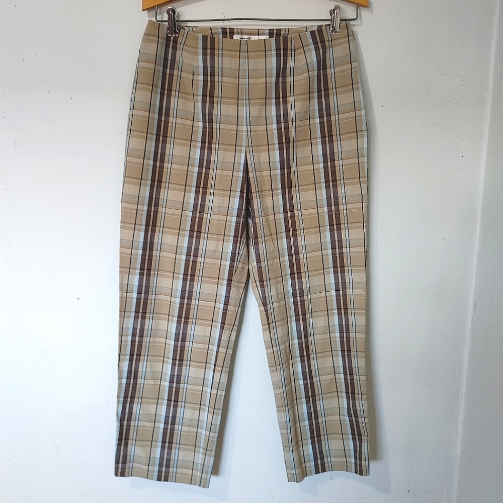 Madison & Max Brown Plaid Capri Crop Pants